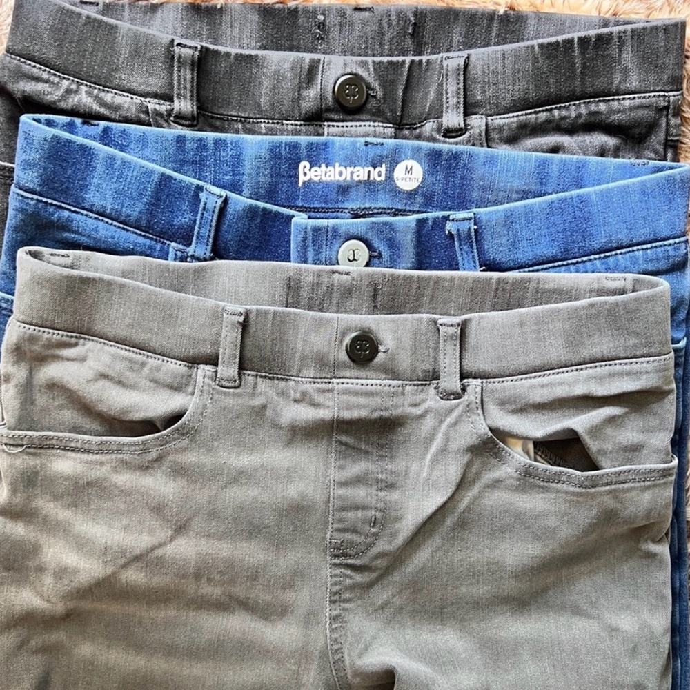 Lot of 3 Betabrand Straight-Leg Jeans in Navy, Black, Gray - Picture 2 of 8
